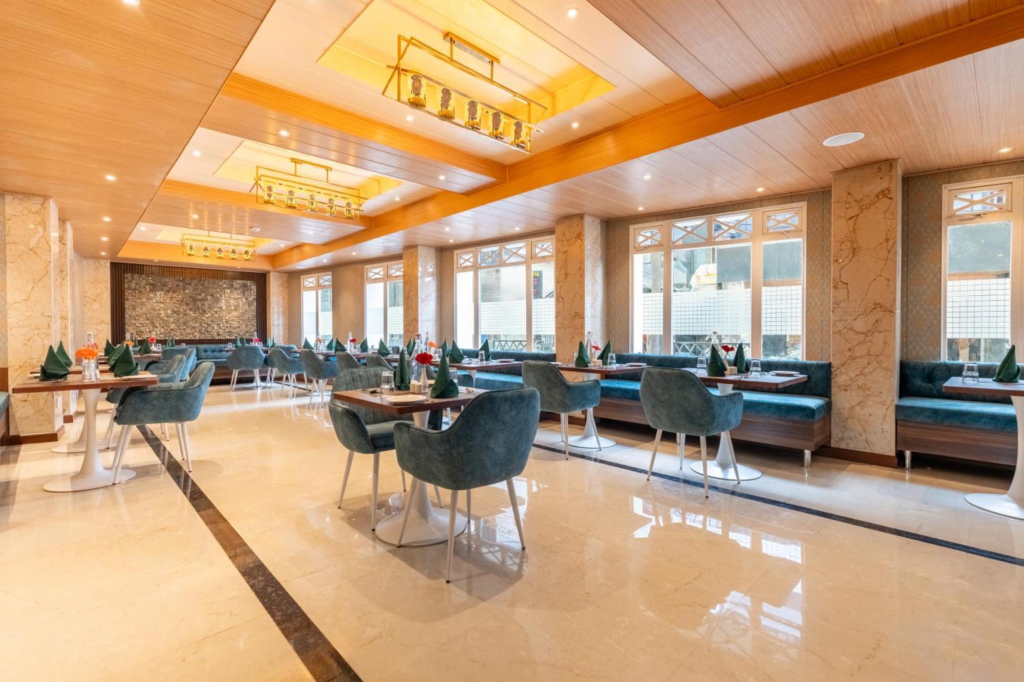 Summit Mall Stone Hotel Dárdžiling Exteriér fotografie