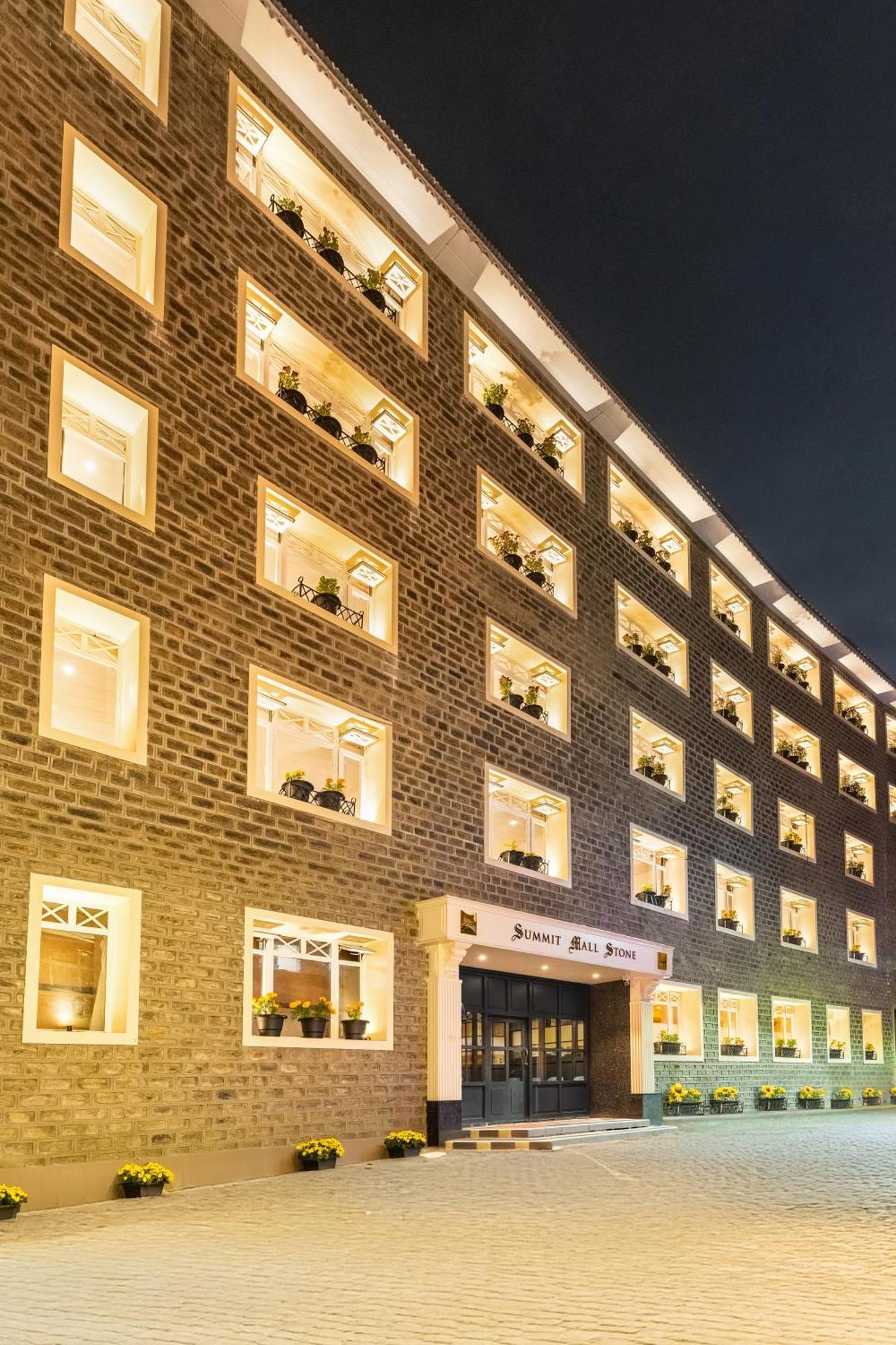 Summit Mall Stone Hotel Dárdžiling Exteriér fotografie